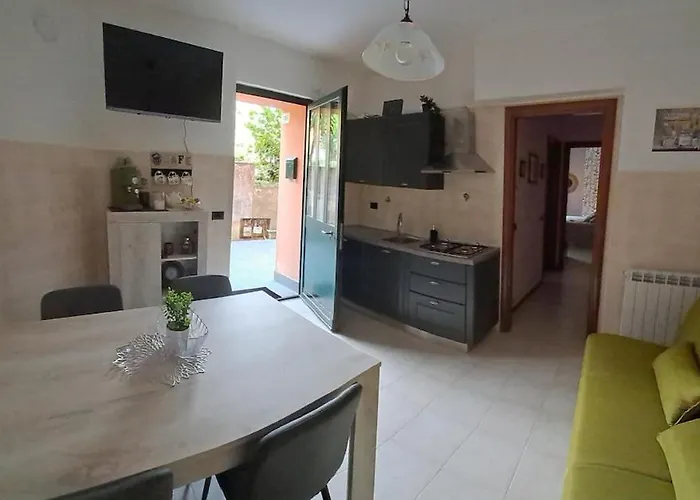 Vecchio Borgo 아파트 *